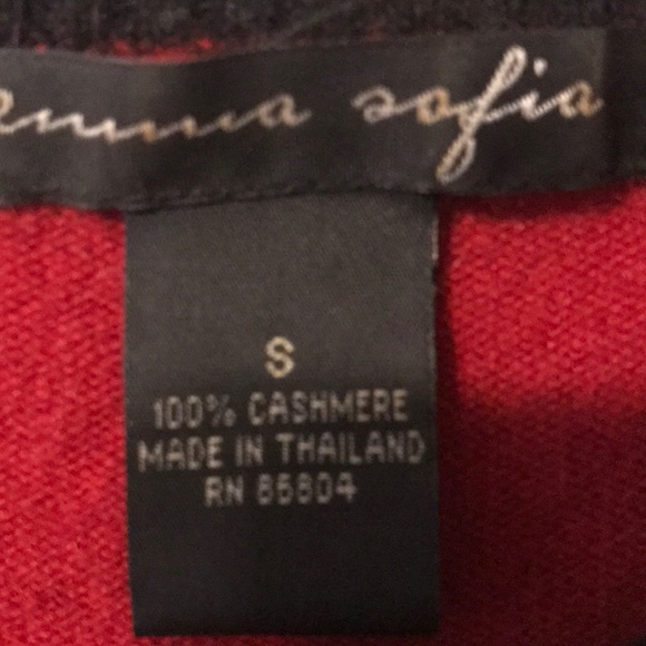 Small cashmere red crew neck sweater - Picture 3 of 5